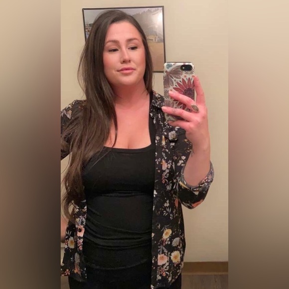 Meet your Posher, Cheyenne - Picture 6 of 7